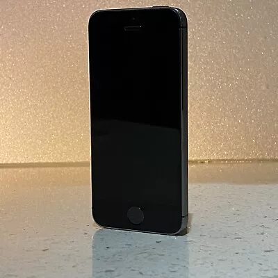 APPLE IPHONE 5s 16GB MF352X/A Unlocked Genuine • $105