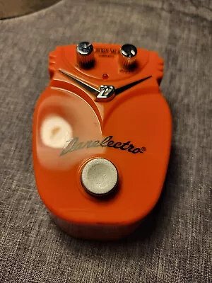 DANELECTRO CHICKEN SALAD VIBRATO GUITAR EFFECTS PEDAL PAT PENDING VINTAGE  Food • $85