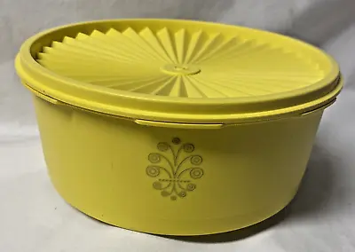 Tupperware Vintage Short Harvest Gold Servalier Canister  #1205-3 / #1204-8 • $8