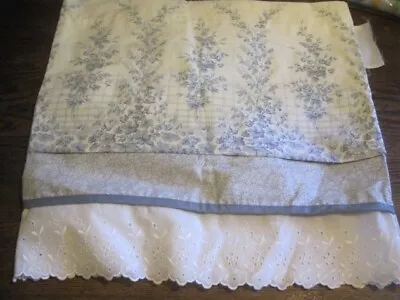 Laura Ashley Curtain VALENCE FLORAL BLUE&WHITE&EYELET LACE 16.5X69 -COTTAGE CHIC • $19.99