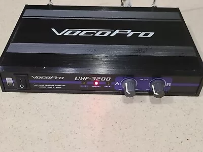 VocoPro UHF Dual Channel Wireless Microphone System Model UHF-3200 Working • $45