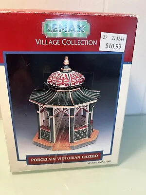 Vintage LEMAX Porcelain Gazebo 1996 Christmas Village Collection In Original Box • $10