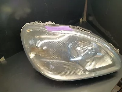 Mercedes-Benz W220 S-class Right Factory Xenon HID Headlight Assembly 2208201261 • $150