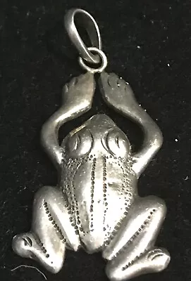 Vintage Sterling Silver Frog Pendant                                          JC • $29.95