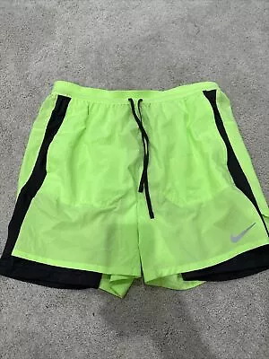 NEW MENS M NIKE FLEX STRIDE RUNNING SHORTS 7”  2 In 1 VOLT  Gray • $29