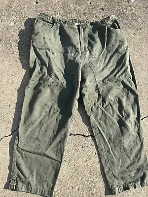 Erin London Army Green Eyelet Pants Woman’s Size 2X • $24.99