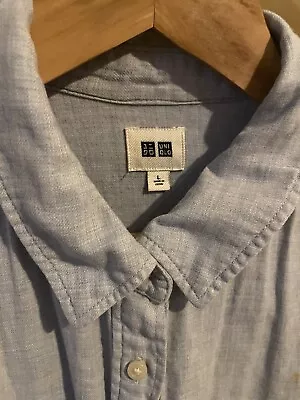 $0.99 • Buy Uniqlo Women’s Chambray Shirt L