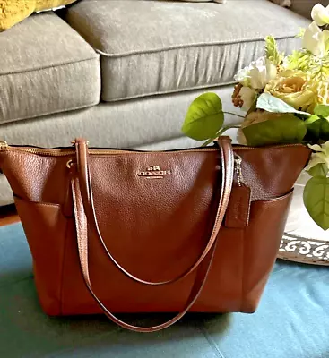 COACH Tan Pebble Leather Large Shoulder/Tote Bag Pre-owned • $26