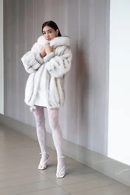 Fox Fur Hood White Mink Fur Coat | Snow White | Beautiful Zipper And Hood • $1250