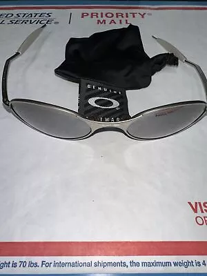 Vintage Oakley E Wire 2.0 Titanium Sunglasses • $600