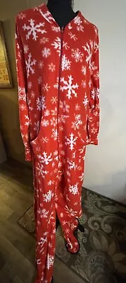 Footie Factory Men’s Red Snowflake Footed Sleepwear Size 8 Tall • $16.99