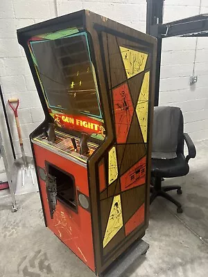 Midway Gun Fight Upright Video Arcade Machine • $995