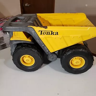 Tonka Large Steel Heavy Duty Toughest Mighty Dump Truck 90667 • $24.99