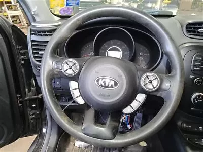 Steering Wheel 2016 Soul Sku#3769505 • $85