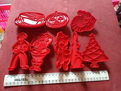 8 Vintage Plastic Biscuit Cutters - Christmas Birthday Easter And Halloween! • £0.99