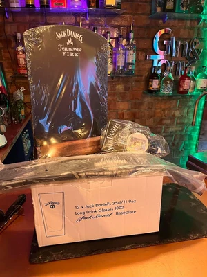 £55 • Buy Jack Daniels Job Lot – 12 Tall Glasses – Bar Runner – Blackboard – Optic All New