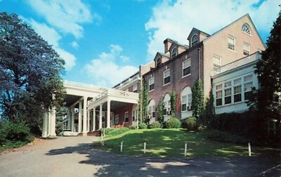 $4.49 • Buy Postcard Mimslyn Motor Inn Near Shenandoah National Park, Luray Virginia VA VTG