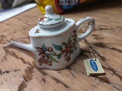 The Miniature Teapot Collection Special Editiontaggedporcelin Artgroup 10.12 • £2