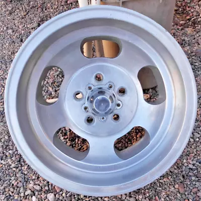 15  X 8.5  ALUMINUM 5 SLOT MAG WHEEL W/ CENTER CAP. 5 LUG X 4.75 . • $199.99