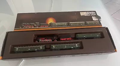 Marklin Z Scale 8100 BR 18 Steam Locomotive 3 Passenger Cars Set LNIB Fast Ship • $329.88