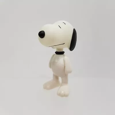 Memory Lane: Peanuts A Charlie Brown Christmas - Snoopy Figure • $13.69