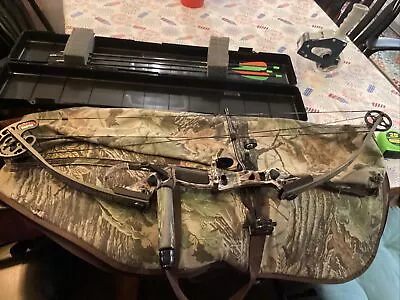 Martin Phantom Fusion Compound Bow With Case And Add Ons • $100