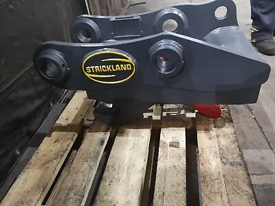 Hydraulic Quick Hitch (65mm Pins) £1300+vat • £1560