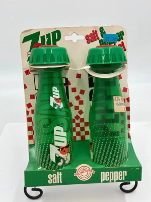 Vintage 7up Seven Up Plastic Salt Pepper Shakers Munchkin Bottling In Packaging • £20.22