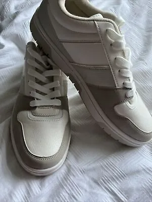 Men's M&S  Shoes Size 7 .5 White Vegan Friendly Lace Up Trainers  New • £15
