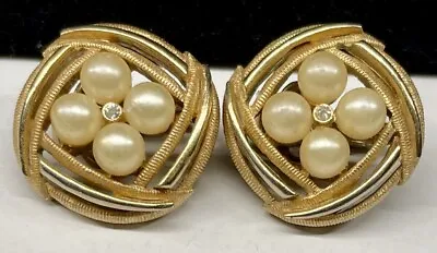 Crown Trifari Signed Earrings Vintage Gilt Pearl Rhinestone 3/4  Clip On A48 • $45