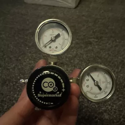 CO2 Regulator With Solenoid Dual Gauges & Adjustable Output Pressure - NEW • £50