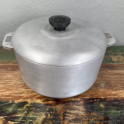 Magnalite Classic 3 Qt Aluminum Dutch Oven Stock Pot Roaster 2.8 L W/Lid Si08 D • $64.98