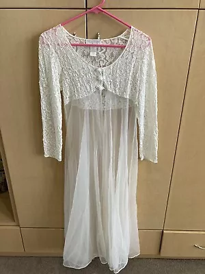 $20 • Buy Ivory Sheer Robe With Lace Bodice By Val Mode Women’s Small
