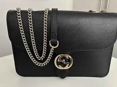 Gucci GG Interlocking Shoulder Bag • £450