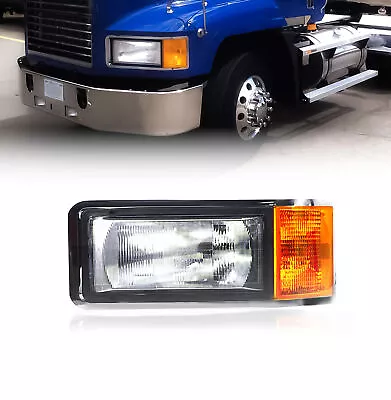 Mack CH 600 1990 - 2006 Driver Left Side Headlight With Corner Turn Bulb • $106.99