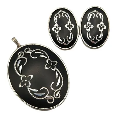 Vintage Whiting & Davis Black Silver Etched Clip-on Earrings Pendant Set • $38.94