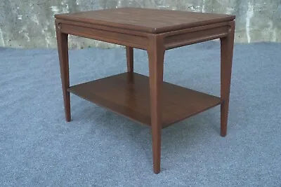 Mid Century Modern Mersman End Table Walnut Wood Grain Formica End Table - 31-2 • $124.99