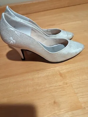 Vintage Studio 6 Woman's Heels White / Wedding Shoes Heels White Heels • $10