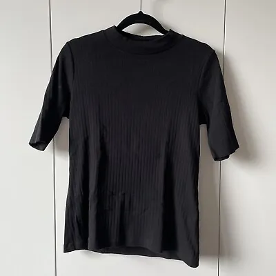 $5 • Buy Uniqlo Black 3/4 Sleeve Ribbed Mockneck Top  (Size L)
