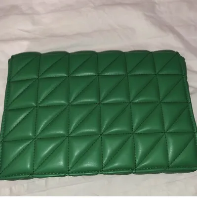 $95 • Buy 💯nwot Zara Maxi Padded Quilted Shoulder Clutch Bag❗️chunky Gold Chain Green