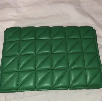 💯nwot Zara Maxi Padded Quilted Shoulder Clutch Bag❗️chunky Gold Chain Green • $95