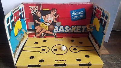 Vintage Cadaco Ellis Basketball Bas-ket 1955 Action Board Game Ball Sports USA  • $29.95