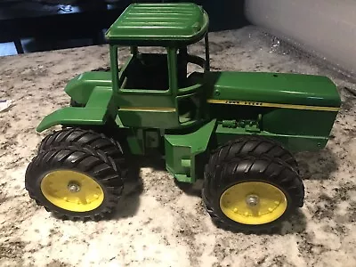 John Deere 8630 1/16 Vintage Toy Tractor  • $92.06
