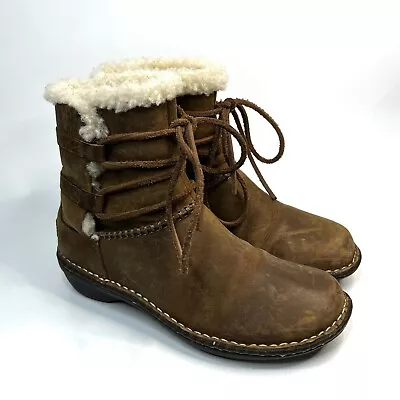 UGG Australia Caspia Ankle Boot Women Size 6 Chestnnut • $64.80