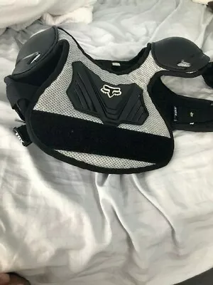 $35 • Buy Fox Racing TITAN Peewee  , CE BLK/GREY CHEST PROTECTOR MX ATV  M/L BRAND NEW