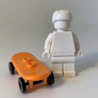 £3.49 • Buy LEGO City Orange Skateboard & Helmet Set For Minifigures Part 42511 2496 46303
