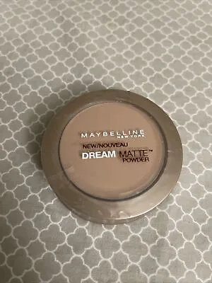 Maybelline Dream Matte Powder- Honey Medium 3-4 • $25.99