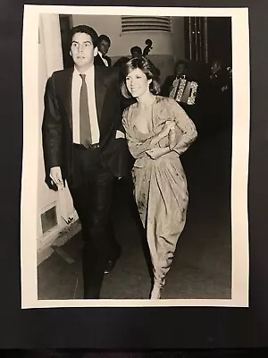 Carrie Fisher Star Wars Vintage 6 X 8 Press Photo 1980’s Lot 22 • $8.99