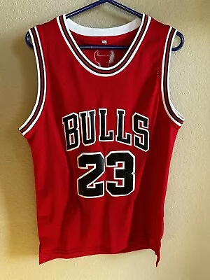 Chicago Bulls Michael Jordan #23 Replica Jersey Men’s Small • $40