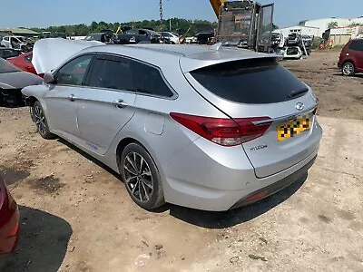 HYUNDAI I40 2017 ESTATE SILVER 1.7 AUTO DISEL  NS WIPER ARM  **BREAKING SPARES** • £49.99